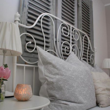 Gemuetliche Ferienwohnung In Edesheim An Der Weinstrasse Buitenkant foto