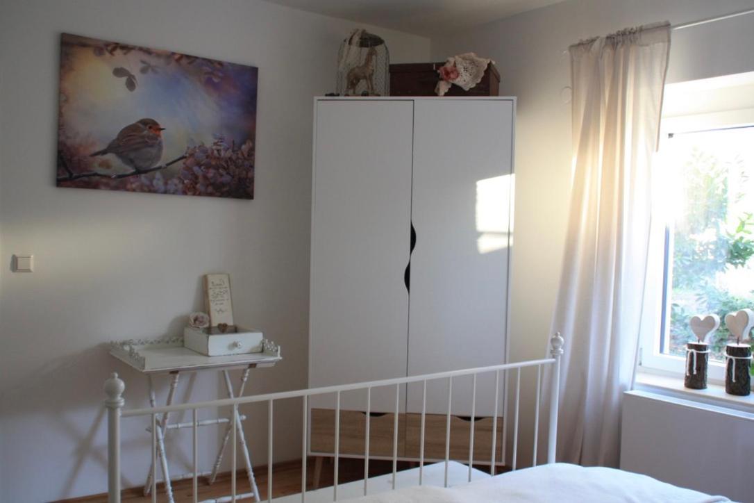 Gemuetliche Ferienwohnung In Edesheim An Der Weinstrasse Buitenkant foto